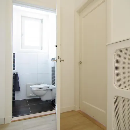 Spacious New * Lisse