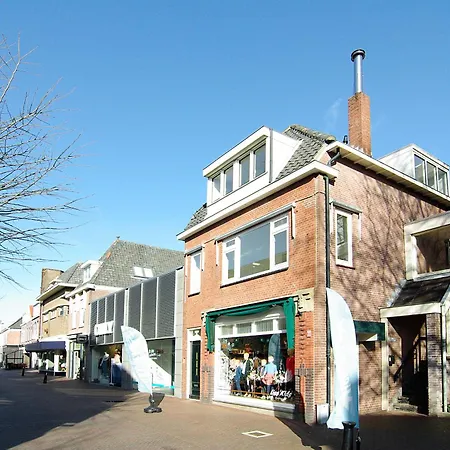 Spacious New Lisse