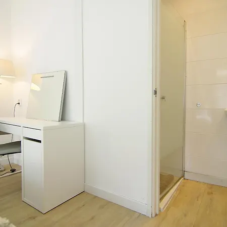 Spacious New * Lisse